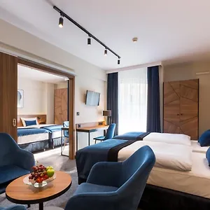 vizitați hotelul