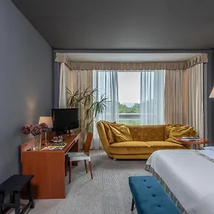 vizitați hotelul