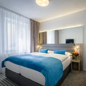 vizitați hotelul